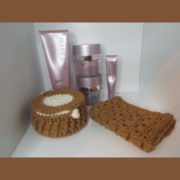 10pc Handmade Clamshell Spa Set - Picture 4 of 9